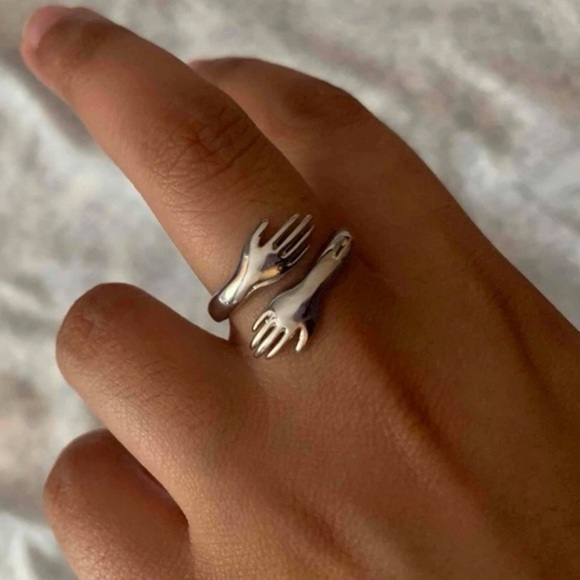 ✨3for$38✨ New 18KGP ‘Self Love’ Hugging Hands Adjustable Bypass Ring Gold Silver - Picture 8 of 16